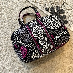 Vera Bradley Toiletry Bag in Canterberry